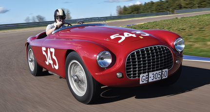 Wertvolle Ferrari-Klassiker bei der Villa-Erba-Auktion 2015 von RM Sotheby's