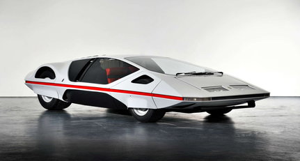 Roarington provides a virtual home for classic cars in Metaland