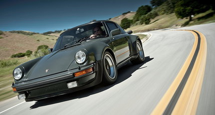 Evade the LAPD in Steve McQueen’s special-order Porsche 930 steve-mcqueens-1976-porsche-930-turbo-carrera-3.jpg