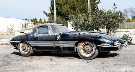 This barn find Jaguar E-type from Africa has got many stories to tell