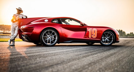 Watch racing legend Arturo Merzario drive the Touring Aero 3