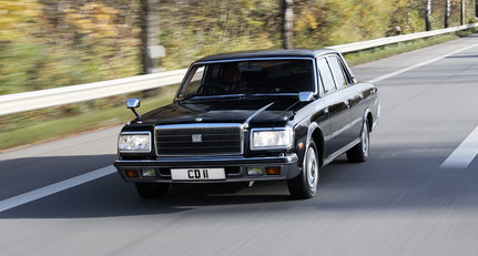 Toyota Century: Der ewige Kaiser