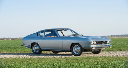 Villa Erba welcomes one-off BMW-Glas V8 by Frua