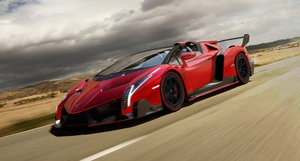 Lamborghini Veneno: Nine times a roadster