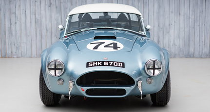 Diese AC Cobra, die im letzten Jahr den Goodwood TT gewann, könnte Ihnen gehören