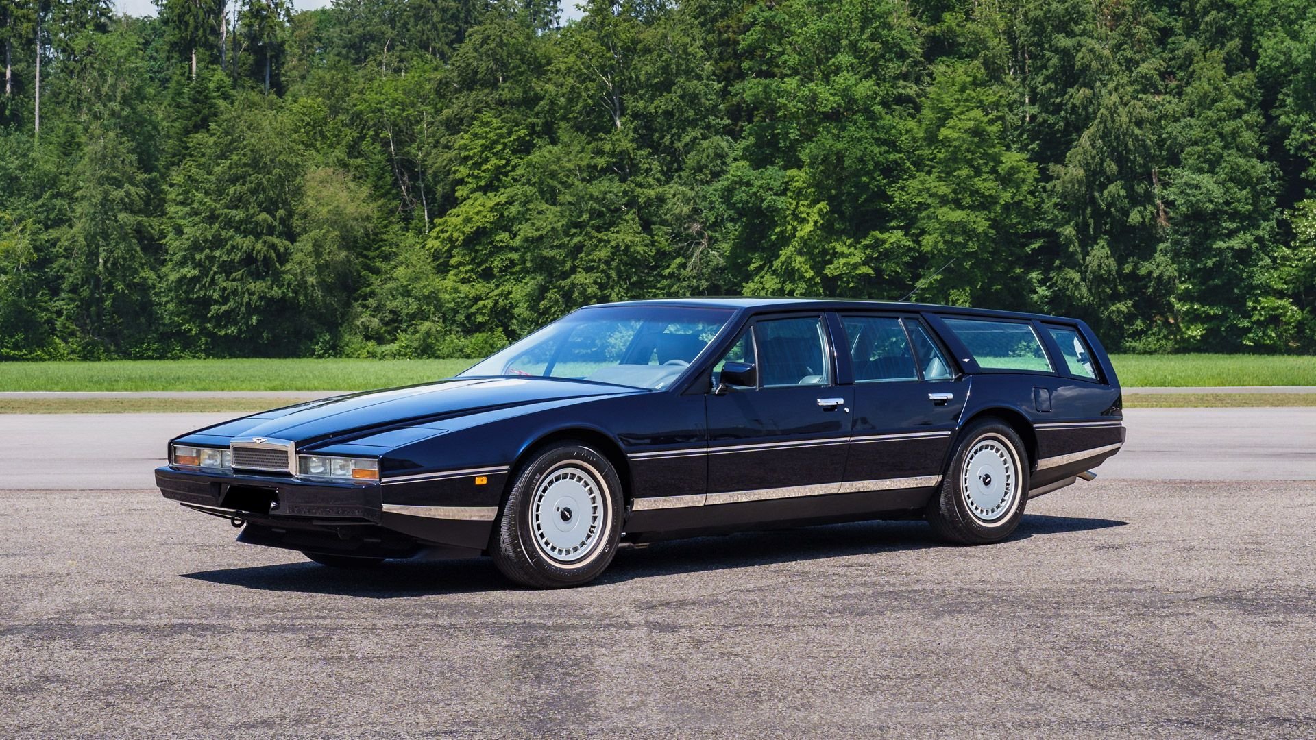 1987-aston-martin-lagonda-series-3-shooting-brake-by-roos-engineering-ltd.jpeg