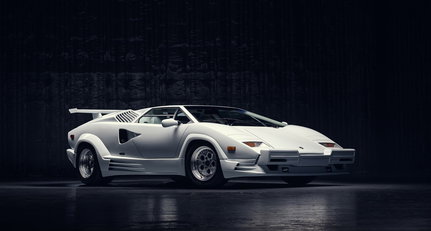 RM Sotheby's - New York 2023 83f8109f1bc1fdb87961b07a001a001c.jpg