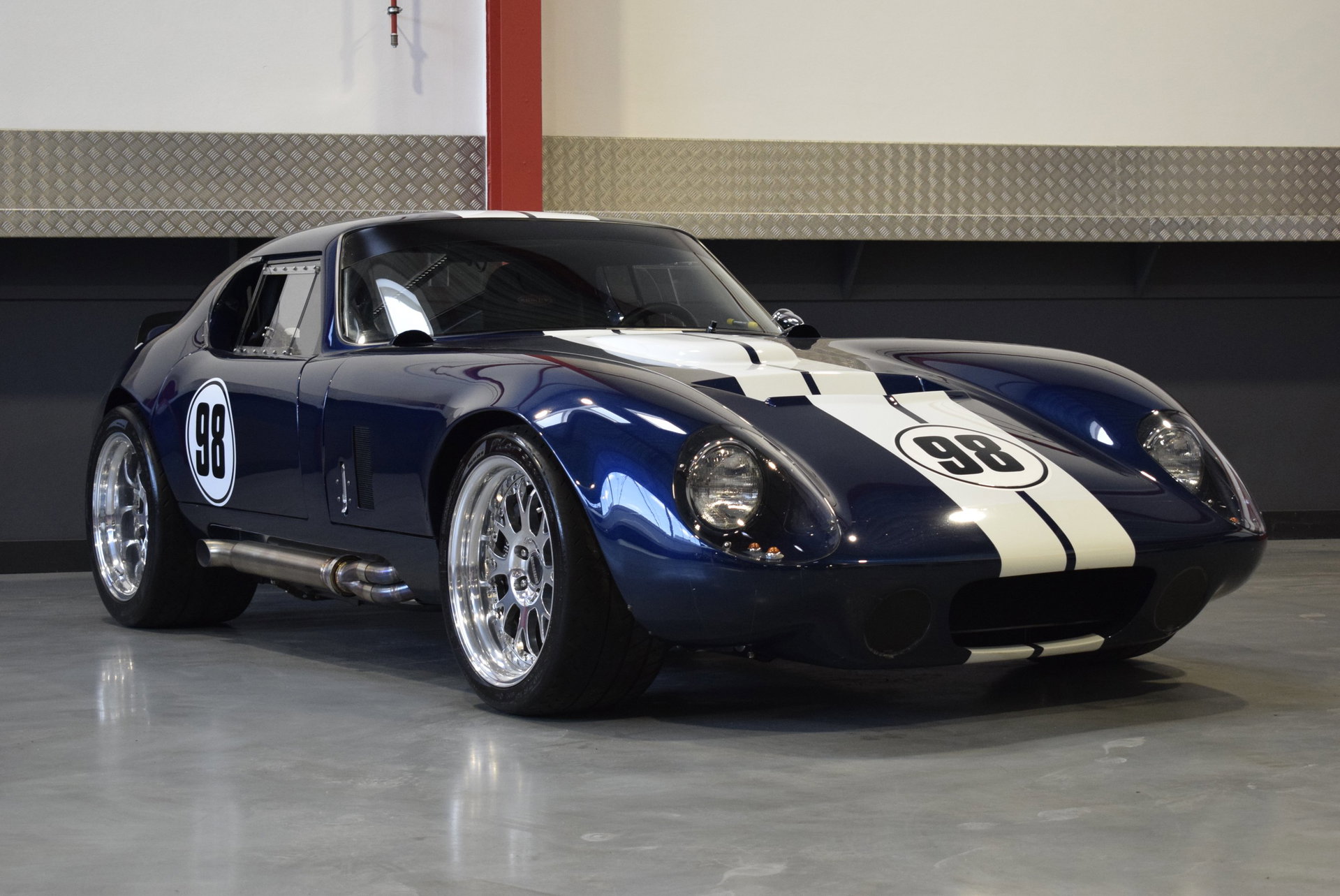 Shelby - Daytona Coupe FFR 408CI V8 Shelby - Daytona Coupe FFR 408CI V8