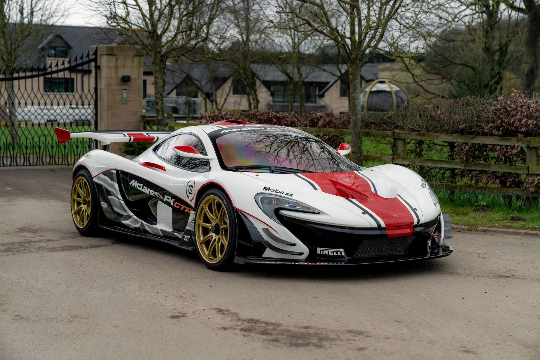 2015 McLaren P1 GTR 2015 McLaren P1 GTR