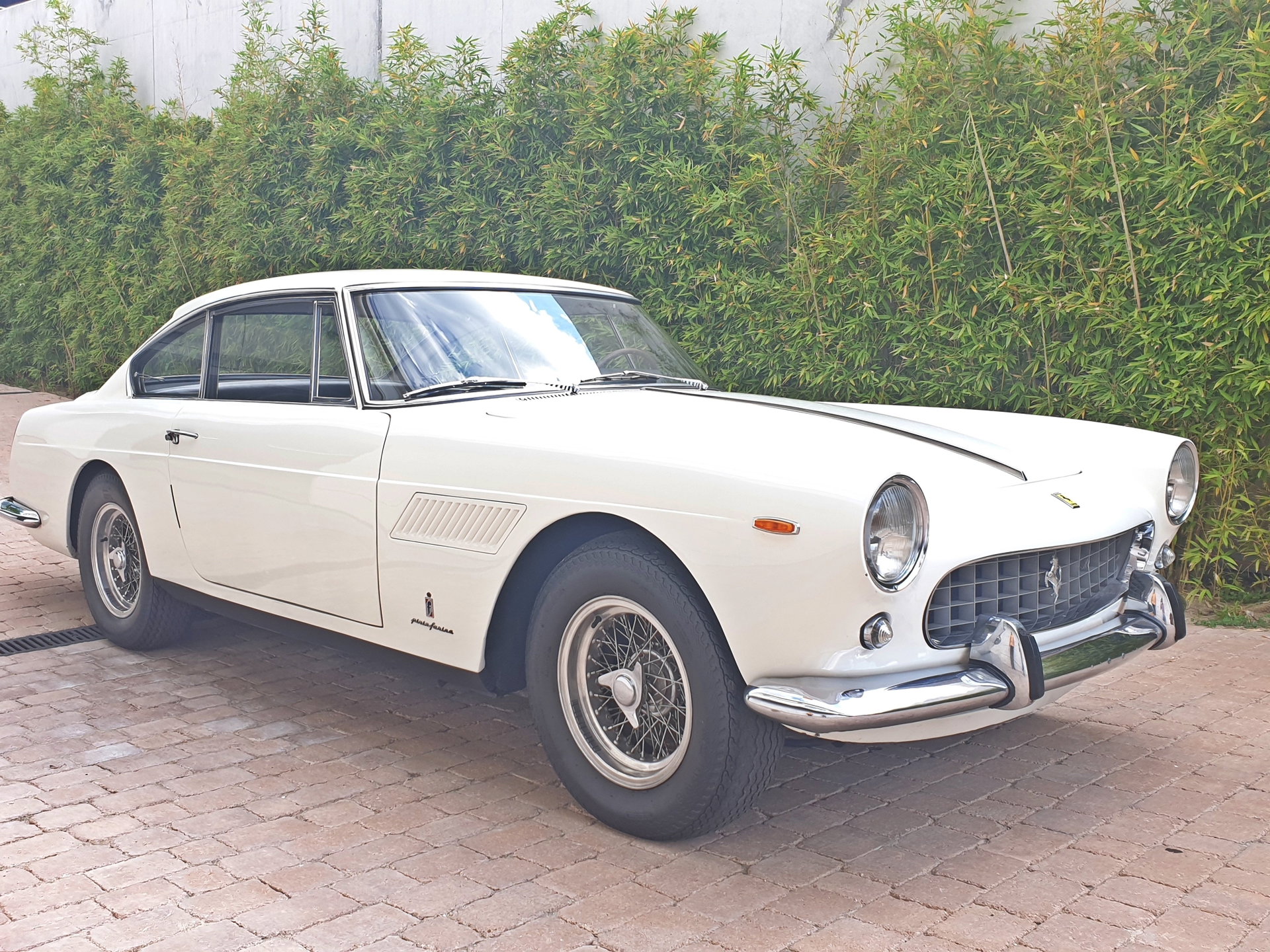Ferrari - 250 GT 2+2 - 1962 Ferrari - 250 GT 2+2 - 1962