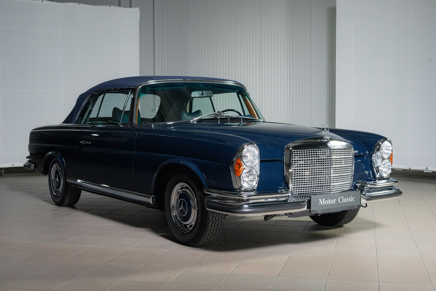 1970 Mercedes-Benz 280SE 3.5 Convertible