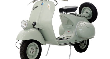 1955 Vespa 125 157_2118_1.jpg