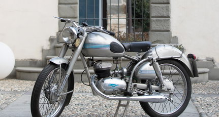 1953 Parilla 175 5aa280a128876.jpg