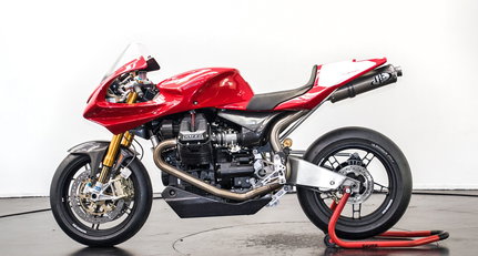2009 Moto Guzzi MGS-01 guz00063-1.jpg
