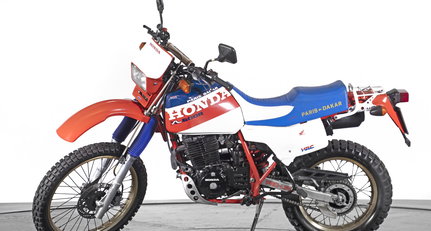 1984 Honda Motorcycles XL 600 R hon00183-7.jpg
