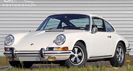 1969 Porsche 911 - 911 2.0 T 00.jpg