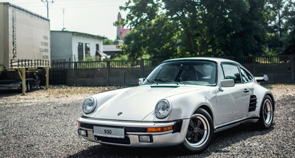 1980 Porsche 911 01.jpg