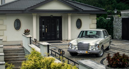 1971 Mercedes-Benz S-Class - 280SE 0.jpg