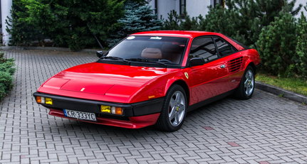 1983 Ferrari Mondial 8 0.jpg