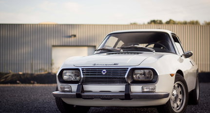 Lancia Fulvia 1600 Sport Zagato for sale Osenat Lancia Fulvia 1600 Sport Zagato for sale Osenat