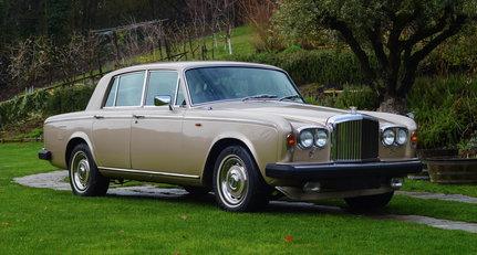 1979 Bentley T2 44fbc941d798b36fb6ca291cbf0a1a57.jpeg