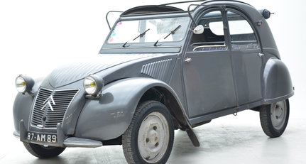 1954 Citroen 2CV 7c8a59ee55ff235a3a417838653e17d7.jpeg