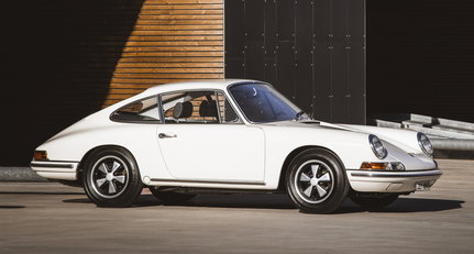 1968 Porsche 911 a2ee7902848674157e72d8758acbe16c.jpeg