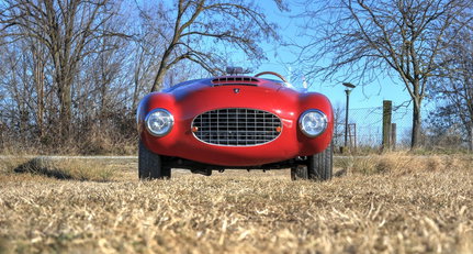 1952 Siata Daina c96a003340c53a7e2e378869dfba5be8.jpeg