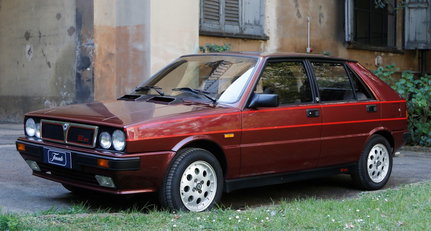 1986 Lancia Delta 045e3592ab5e956964f7e77b6aec3554.jpeg