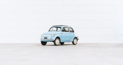 1958 Fiat Nuova f09879f010b2e5d18b0b7e593472aa06.jpeg