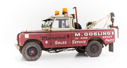 1970 Land Rover 109 Series 4fee0295a9cbd0cb54675db7ef32bf21.jpeg