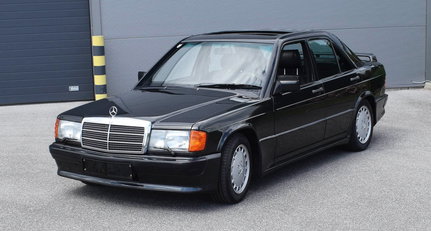 1985 Mercedes-Benz 190 E 157_2340_1.jpg