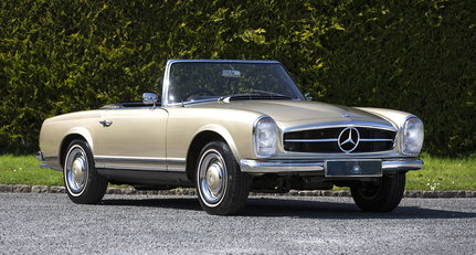 1966 Mercedes-Benz SL Pagode - 230SL - RHD 1.jpg