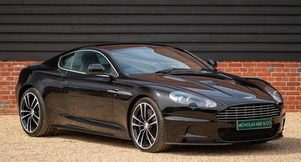 2010 Aston Martin DBS - Carbon Black Edition 1.jpg