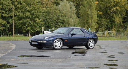 1992 Porsche 928 - GTS 1.jpg