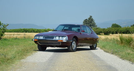 1971 Citroen SM 1.jpg