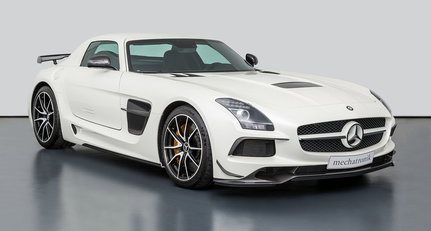 2013 Mercedes-Benz SLS AMG - Black Series 1.jpg