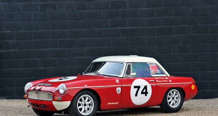 1963 MG B 1_f3q.jpg