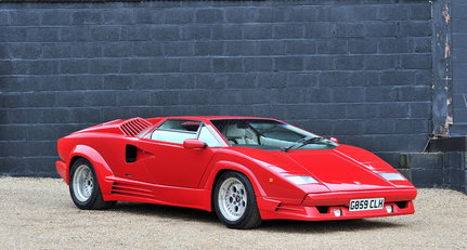 1989 Lamborghini Countach - Anniversary 1_f3q.jpg
