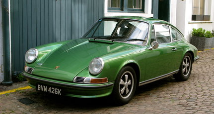 1972 Porsche 911 - 2.4S 2.jpg