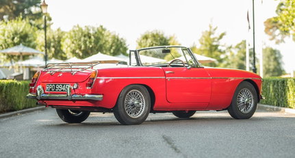 1964 MG B 143af4db7967d380017f4b0c04757901.jpeg