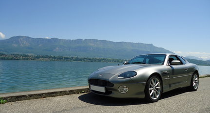 2003 Aston Martin DB7 Vantage 4_1.jpg
