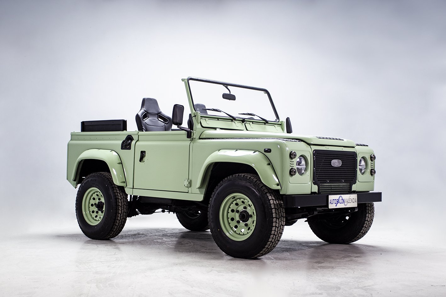 1987 Land Rover Defender - LAND ROVER SANTANA 2,500 CC FROM 1987 “DEFENDER” LOOK., foto 5