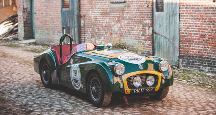 1955 Triumph TR2 2262a6db93415783f89bedf743ee142a.jpeg