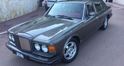 1993 Bentley Turbo - R 7ov78utvk8vipkbq55tfx6u9fn1fhv.jpg