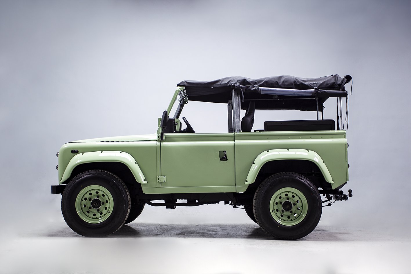 1987 Land Rover Defender - LAND ROVER SANTANA 2,500 CC FROM 1987 “DEFENDER” LOOK., foto 8