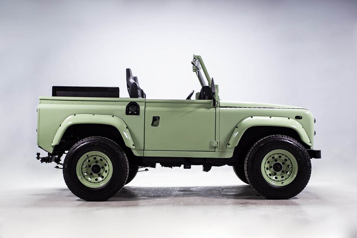 1987 Land Rover Defender - LAND ROVER SANTANA 2,500 CC FROM 1987 “DEFENDER” LOOK., foto 9