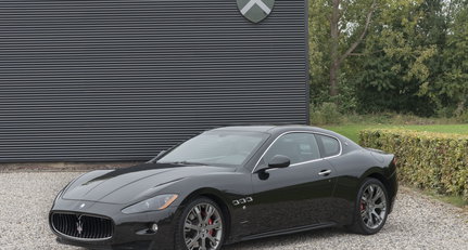 2009 Maserati GranTurismo - S 4.7 F1 Gearbox _dsc7679.jpg