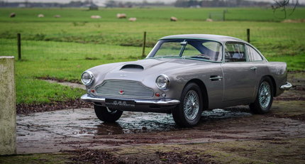 1960 Aston Martin DB4 db4-19.jpg