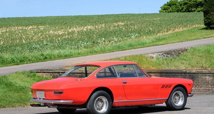 330GT right side 330GT right side